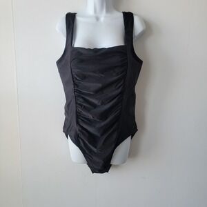 universal standard women's  Ruched one piece swimsuit  size S 14/16 Square Neck
